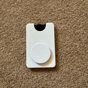 Pop socket Magsafe Wallet with white floral print